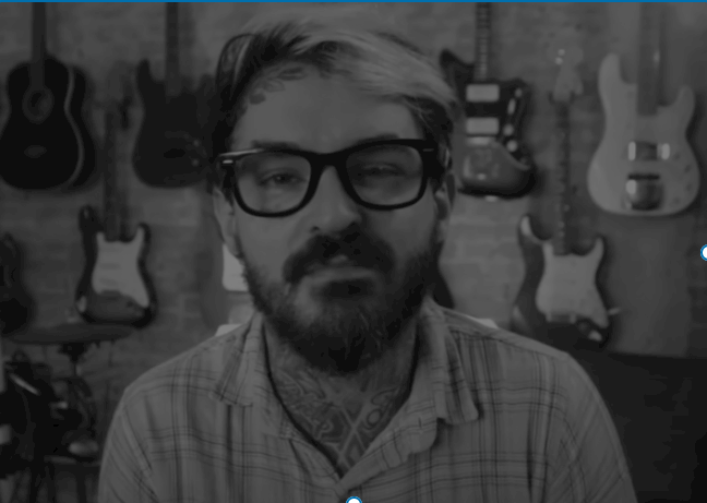 PC SIQUEIRA É ENCONTRADO MORTO EM SEU APARTAMENTO 