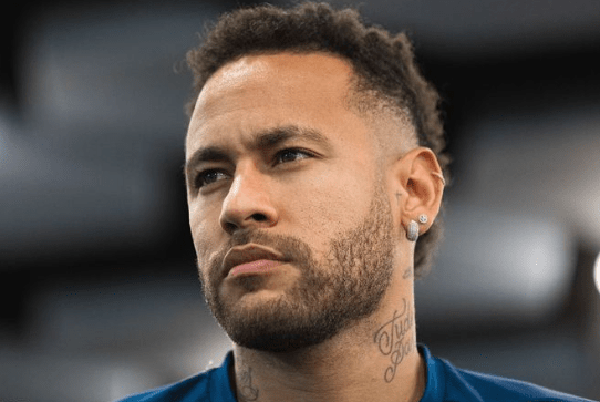 NEYMAR RETORNA AO SANTOS E REVIVE INÍCIO DE SUA TRAJETÓRIA NO&nbsp;FUTEBOL