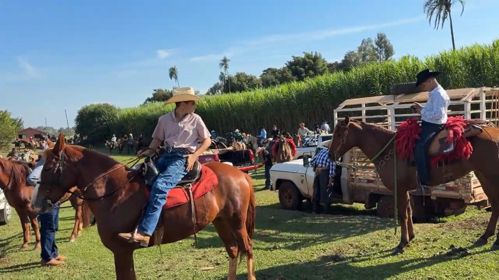Fé e tradição marcam cavalgada